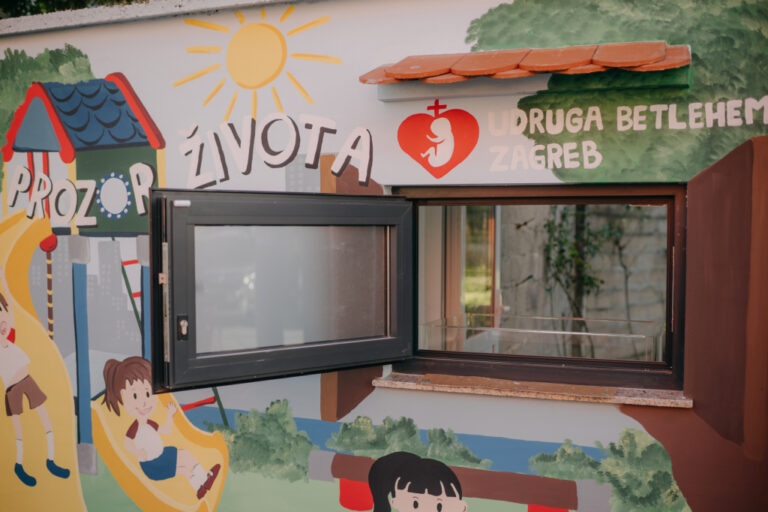 skaricaweddings-7-of-10-scaled-1-1024x682